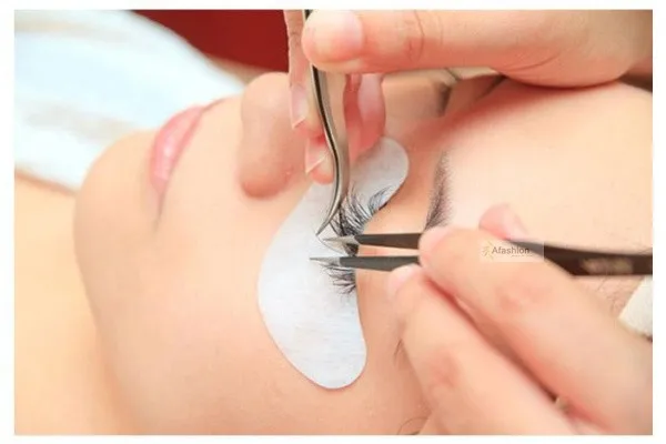 eyelash