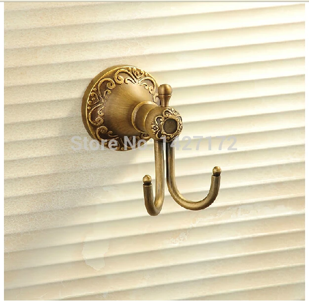 Antique Brass Europe Style Classic Wall Mounted Bathroom Towel / Coat Hooksin Robe Hooks from