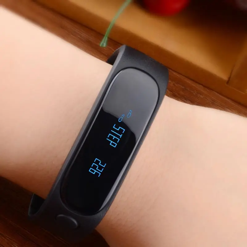 2017 new simple pedometer bracelet step tracker band Step Counting For