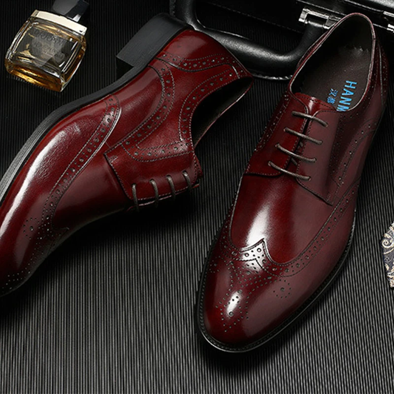 Mens formal shoes Genuine leather oxford shoes for men dressing wedding men's brogues office shoes lace up male men shoes 2020