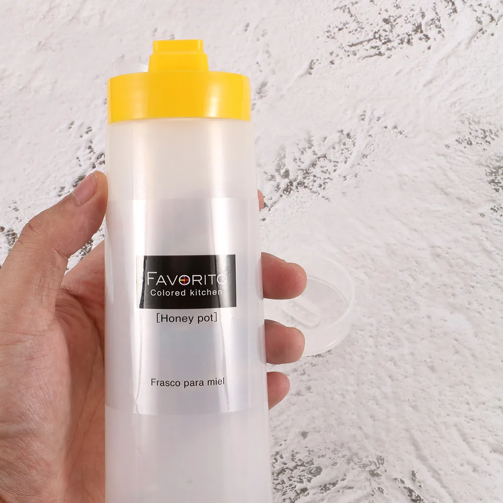 

4-Hole Squeeze Type Sauce Bottle Safe Silicone For Ketchup Jam Mayonnaise Olive Oil Salad Dining Spice Tools