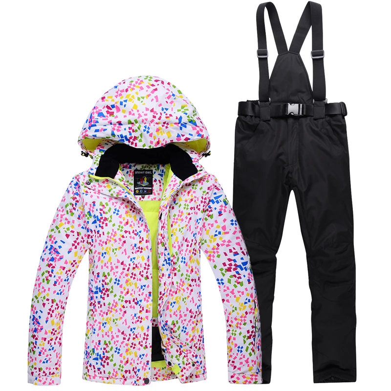 Más barato mujer traje de esquí establece snowboard ropa impermeable a prueba de viento a prueba de nieve de invierno trajes chaquetas + Baberos pantalones traje de esquí caliente