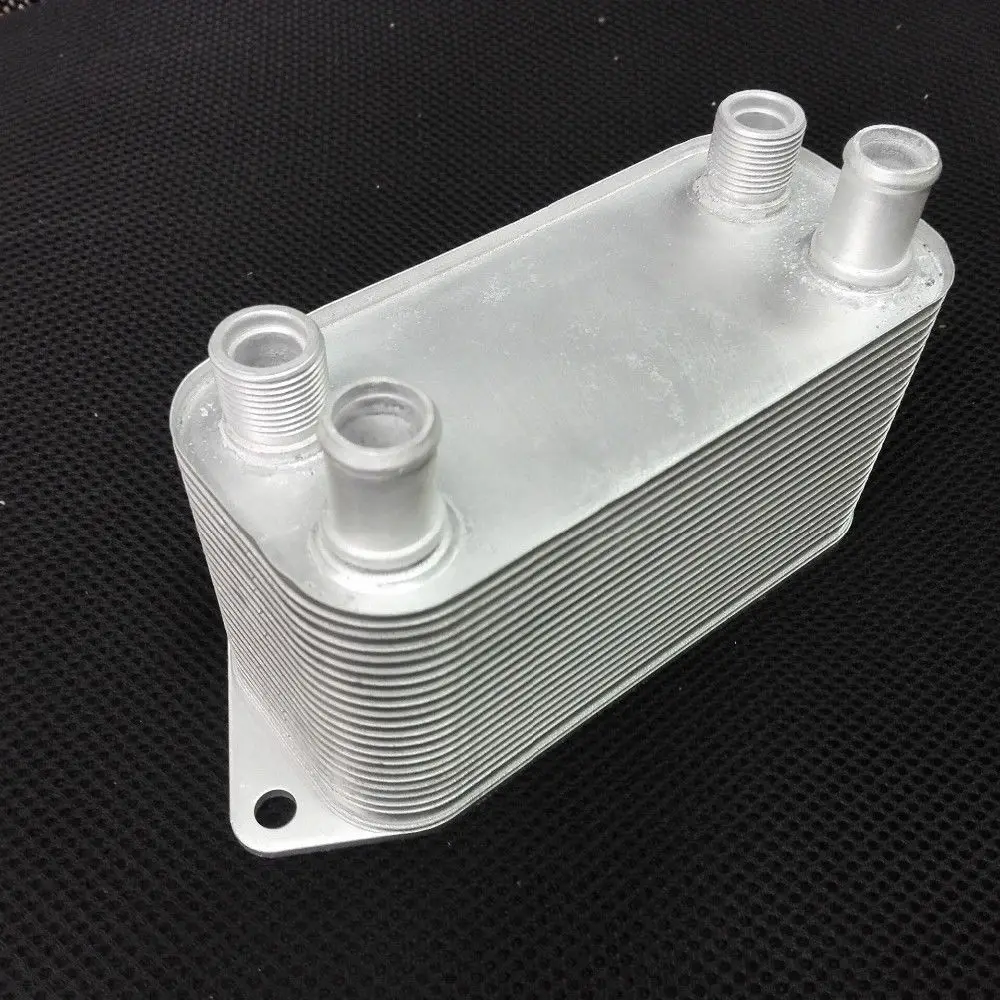 NEW OIL COOLER FOR 02-05 LAND ROVER FREELANDER UBC000070 NEW OIL COOLER FOR 02-05 LAND ROVER FREELANDER UBC000070