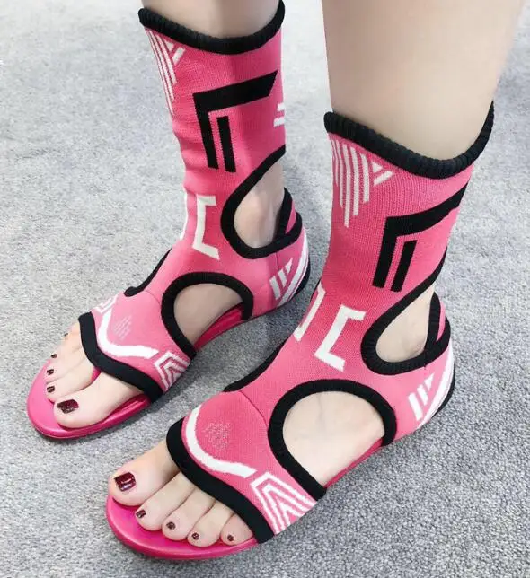 

BONJEAN Newest Elastic Knitted Cutouts Sandal for Woman Sexy Open Toe Flat Gladiator Sandal Boots Runawy Fashion Casual Shoes