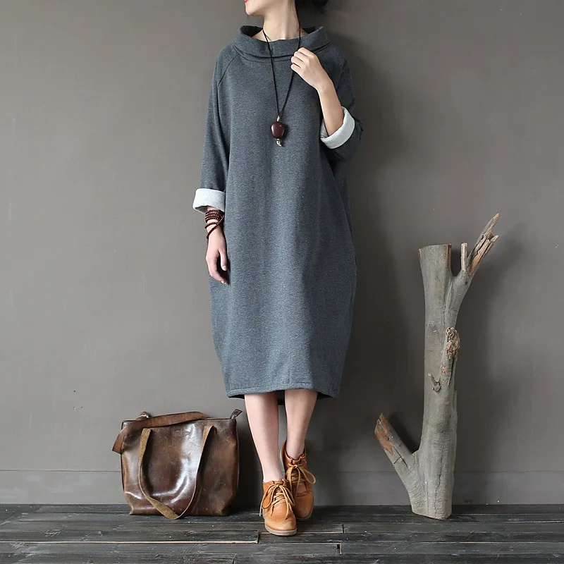 A145-8_women