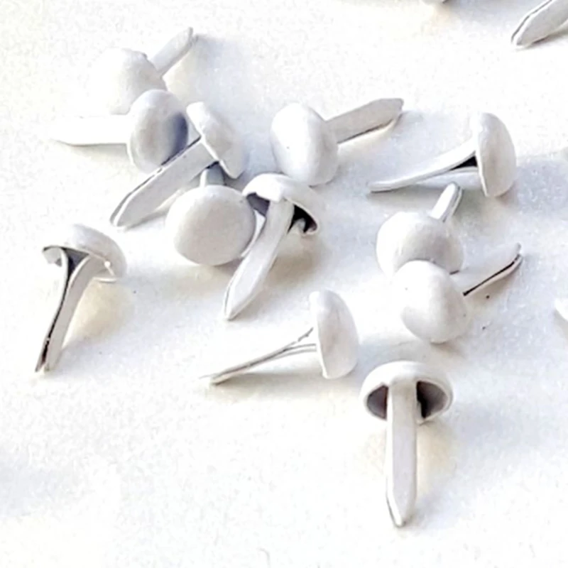 

500pcs 4.5mm White Metal Brads for Scrapbooking Accessories Paper Crafts Wedding Supplies Invitations Children Puppy Decoration