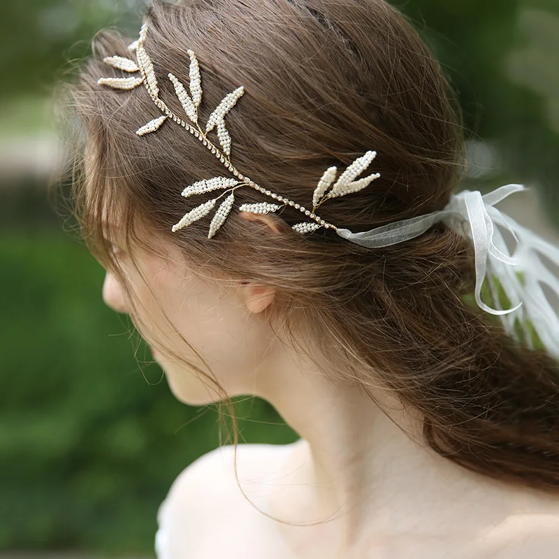 

2019 Fashion Bride Headband Wedding Jewelry Hair Belt Rice Bead Leaves Hand-woven Wedding Garment Accessories Best sale free