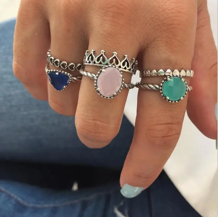 

Fashion Semi-precious Stone Rings Set for Women Boho Geometric Vintage Hollow Crown Stainless Steel Rings Anelli