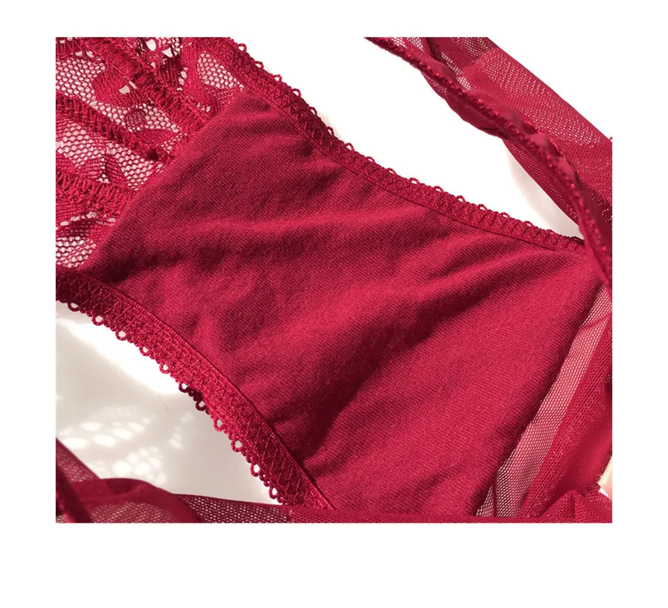 3684645782_674076905