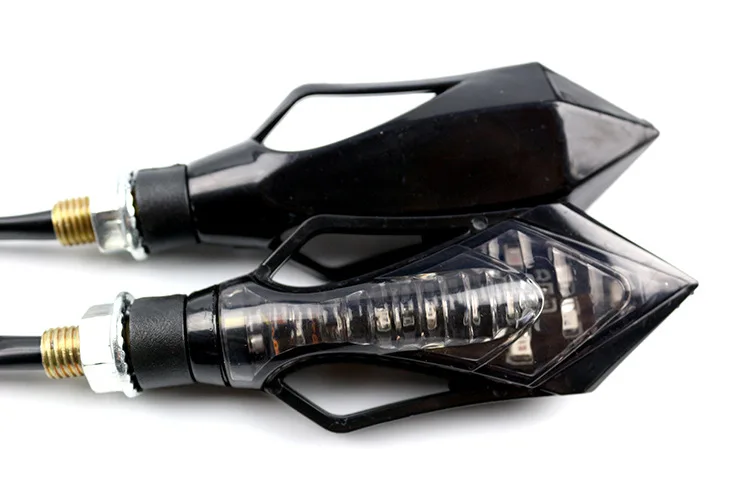 8632985629_1728987529