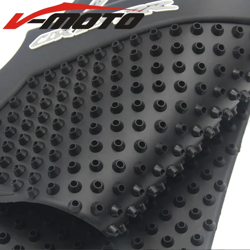 3D Black Dots Gas Fuel Tank Traction Pad Anti Side Slip Protector For YAMAHA YZF R6 08-09