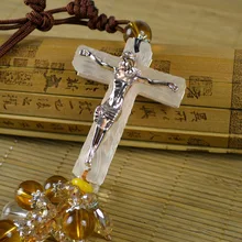 Крест автомобиль кулон христианские ювелирные изделия стекло кристалл Автомобильные украшения сплав стекло автомобиль кулон христианские продукты