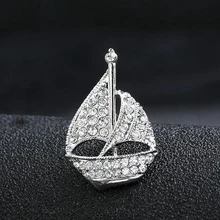Comercio al por mayor 12 Unids Unisex Joyería Rhinestone Barco de Vela Punta Cuello Clip Broche Accesorios de Regalo Para Mujeres de Los Hombres