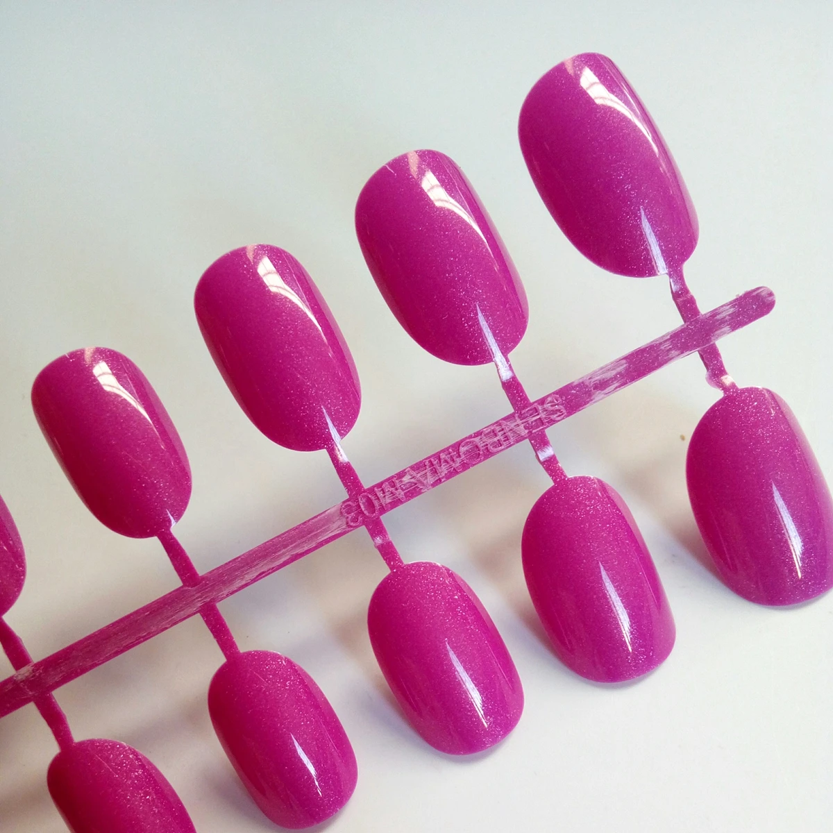 

24Pcs Oval Top Fake Nails Glitter Rose Pink False Nails Short Size Plastic Nail Tip For Finger DIY Manicure Tool 082Q