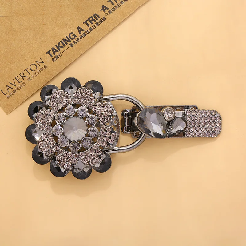1pcs beautiful fur bcukles rhinestone buttons sewing platypus glassbuckles | Дом и сад