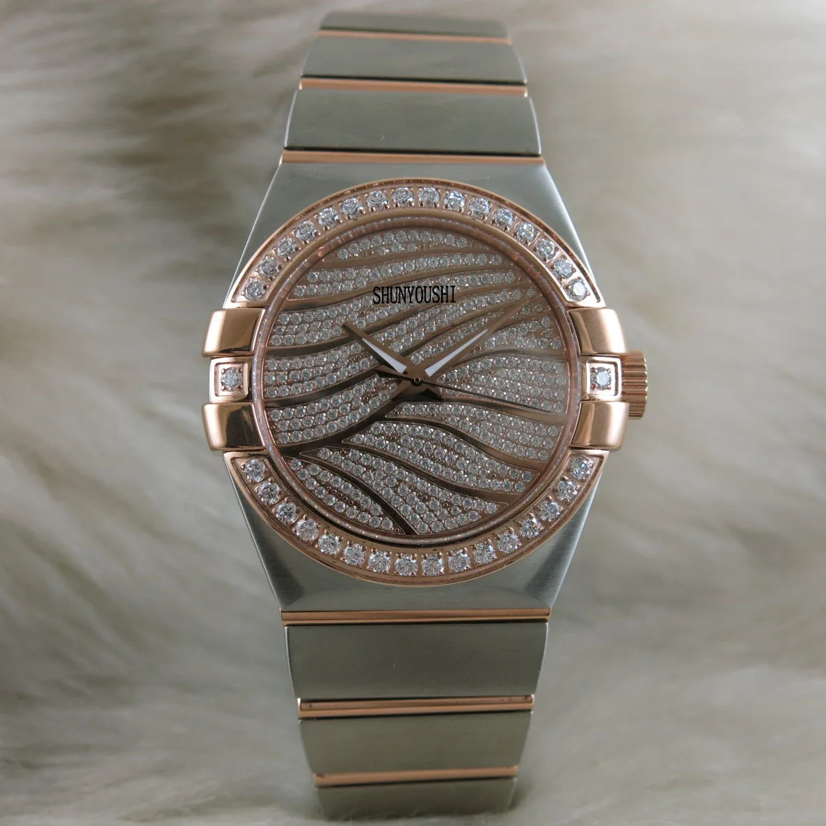 

WG06247 Mens Watches Top Brand Runway Luxury European Design Automatic Mechanical Watch
