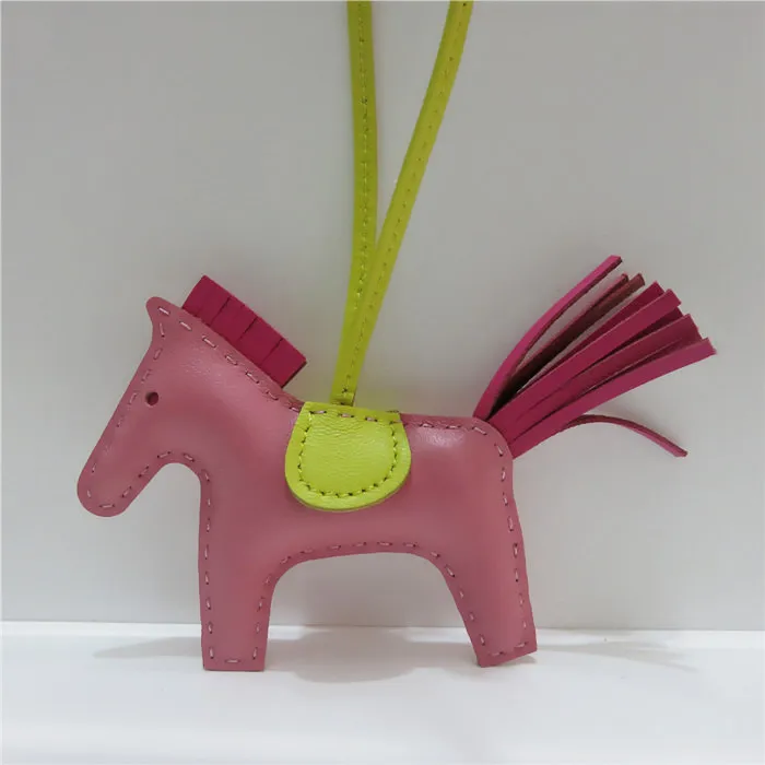 

Luxury Famous Brand Cute Handmade Lambskin Genuine Leather Horse Keychain Pendant Animal Key Chain Women Bag Charm Accessories
