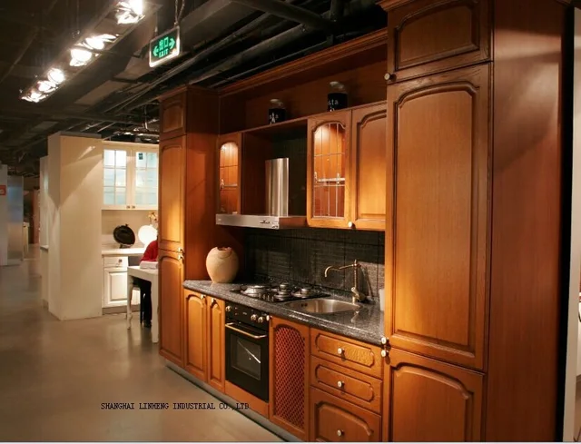 Special Price Classical wooden kitchen cabinet (LH-SW010) Special Price Classical wooden kitchen cabinet (LH-SW010)