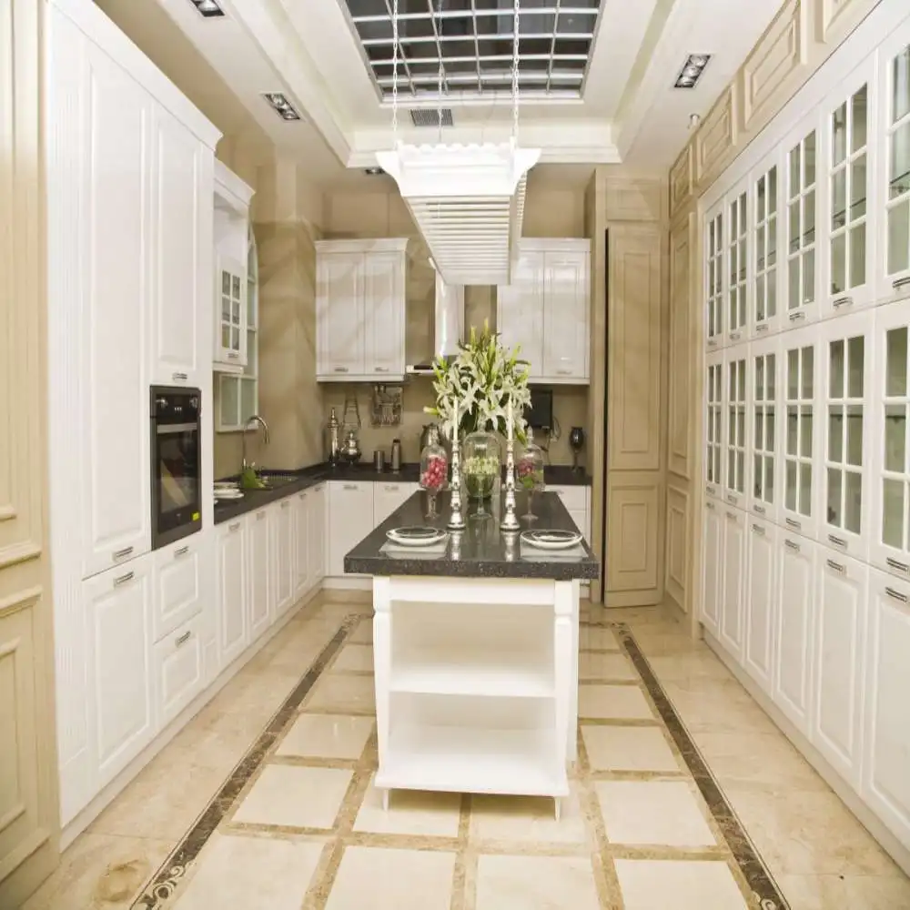 Luxury Pure White Wooden Italian Style Kitchen Furniture