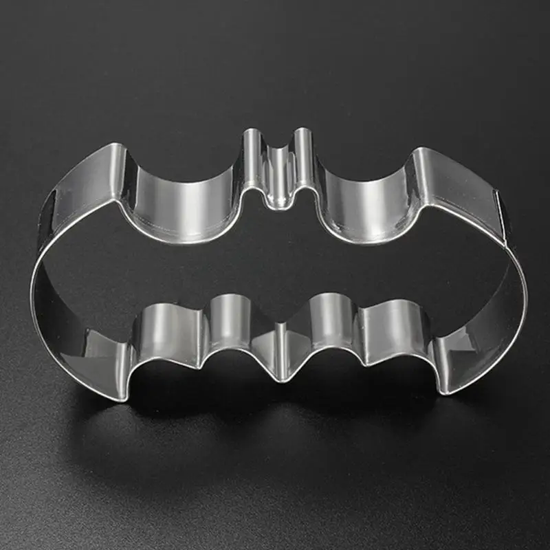 

For Bat Man Vampire Cake Decoration Mould Gift Stainless steel Halloween Fondant Cookies Cutter Mold