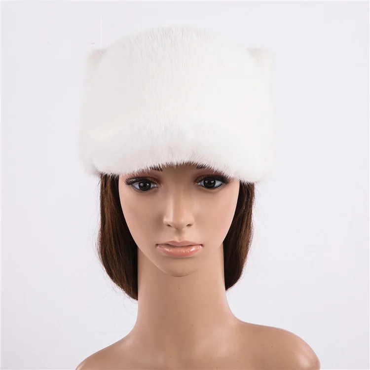 (7)