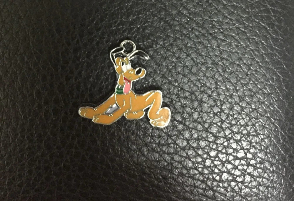 

wholesale Free shipping New 50 pcs Pluto Metal Charms Pendants Jewellery Making 20mm