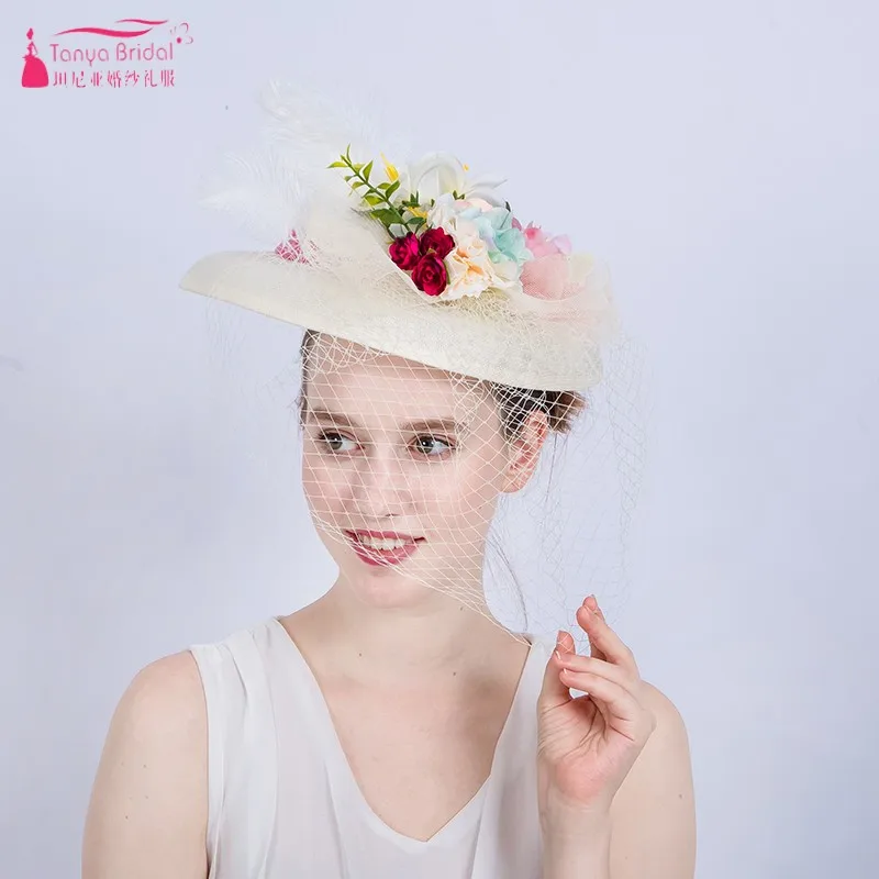 Бежевые Цветы Свадебные шляпы с покрытым тюлем Удивительные красоты Элегантные женские головные уборы в наличии ZH039