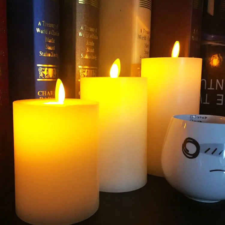 

Flat rolling of large diameter LED electronic candle lamp flashing beating the flames. Birthday road lamp
