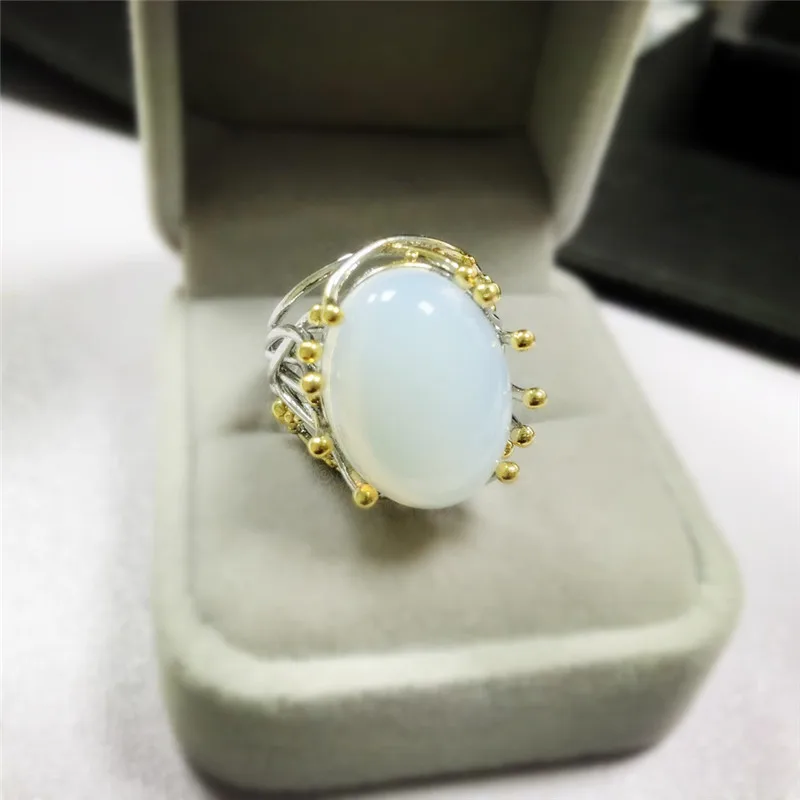 

Elegant Imitation Moonstone Silver Color Rings for Women Jewelry Wedding Statement Anillos Engagement Ring Bijoux Gifts Y30