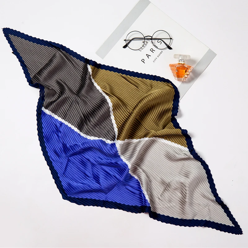 2019 Designer Silk Crinkle Scarf Square Pleated Print Neck Scarfs for Ladies Foulard Hair Band Stain Fold Neckerchief