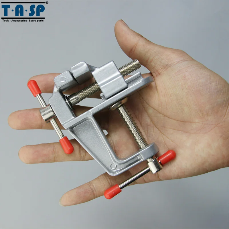 MTV5581-Size,-compare-with-hand