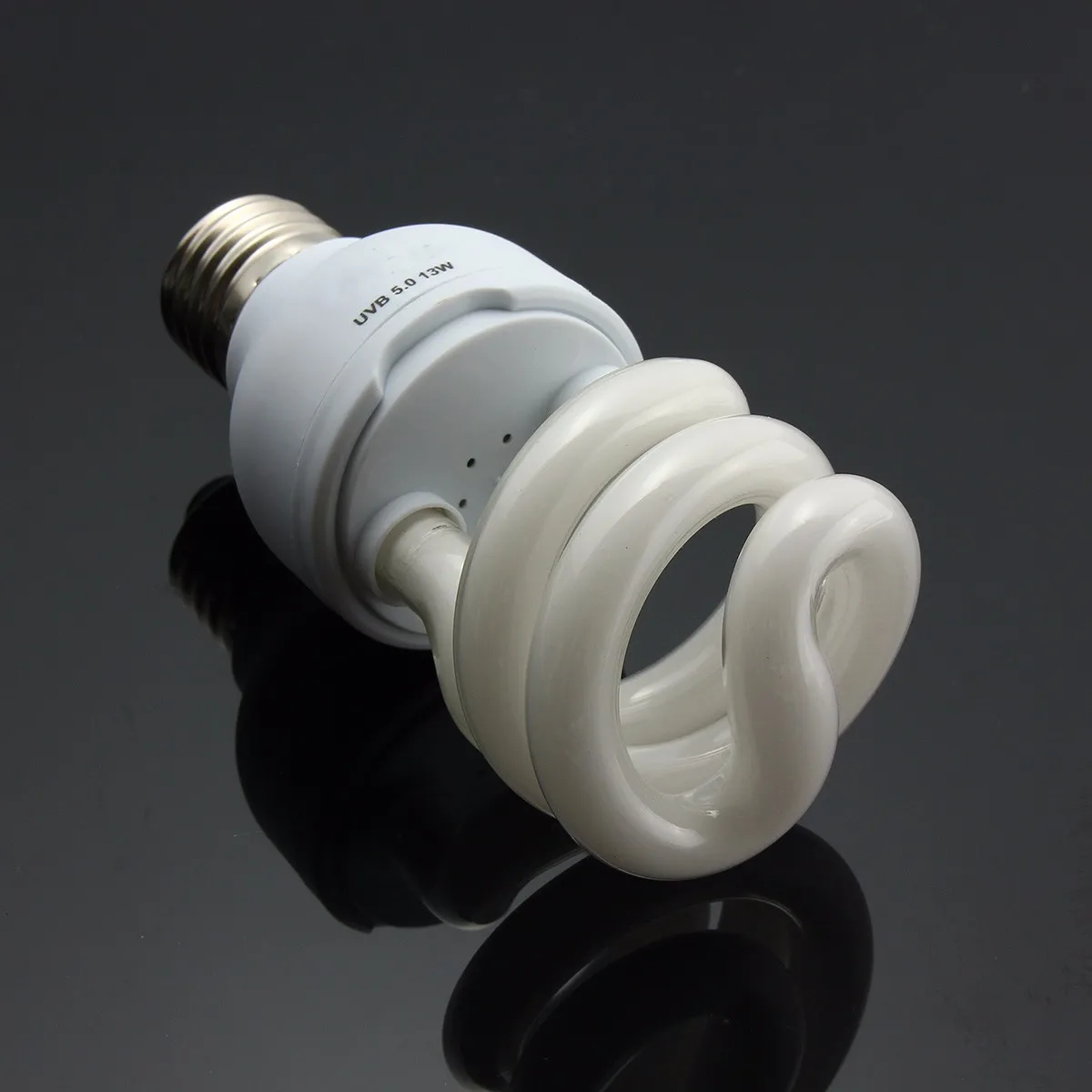 AC220V 13W Daylight Bulb Pet Reptile Light Glow Heat Emitter Lamp For