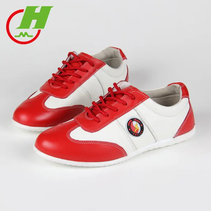 Обувь Tai Chi из воловьей кожи; дышащая обувь для боевого искусства; обувь для занятий боксом Taiji; гибкая обувь - Цвет: Красный цвет