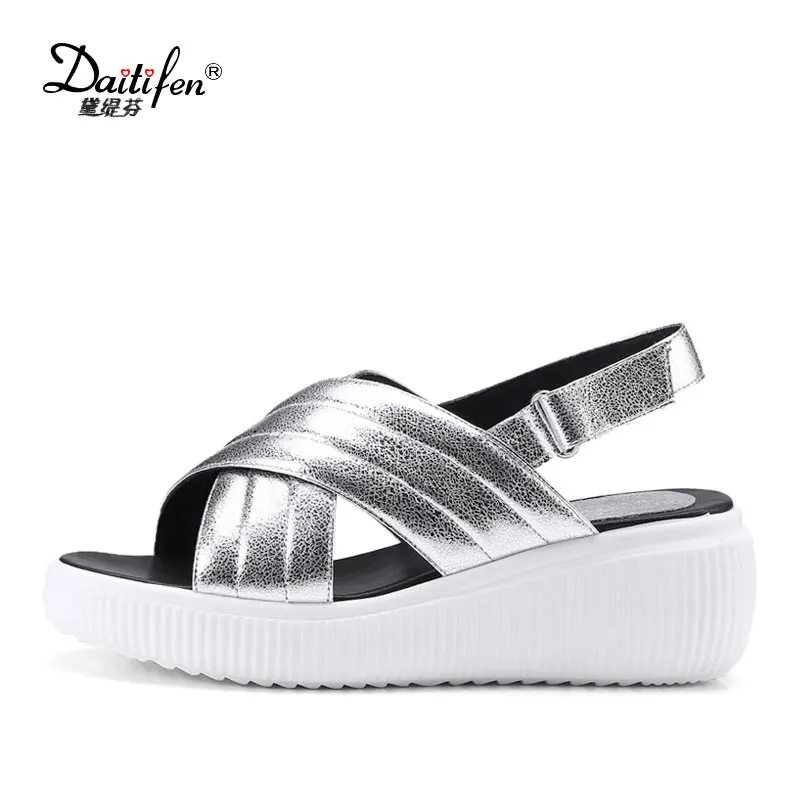 

Daitifen Summer Sandals for Women Soft Leather Flat Platform Sandals Casual Open Toe Cross Strap Gladiator Sandals Women Silver