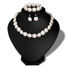 

1sets mitation Pearl Shell Jewelry Sets Necklace Earrings Bracelet Sets for Women Holiday Jewelry