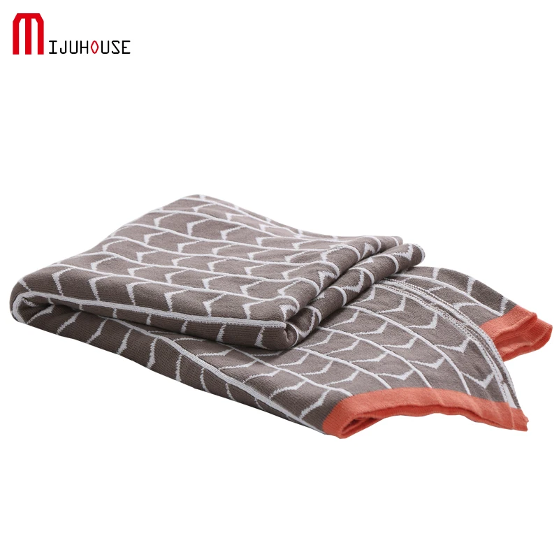 

Striped Knitted Thread Blanket Bed Banket 100% Cotton Super Soft Blanket On The Bed / Sofa Cover Blanket 130x160cm Free Shipping