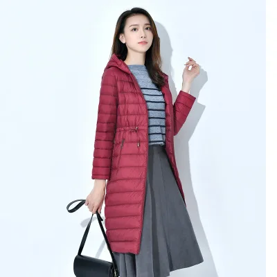 Новинка, стильная зимняя куртка, пуховое пальто для женщин, тонкое, с капюшоном, средней длины, на утином пуху, пальто для женщин, одноцветные, женские парки - Цвет: wine red