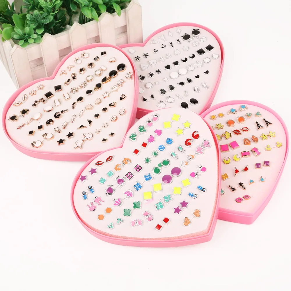 

36pairs/lot Women Jewelry Mixed Styles Black White Cartoon Drop Oil Earrings for Women Hypoallergenic Earrings