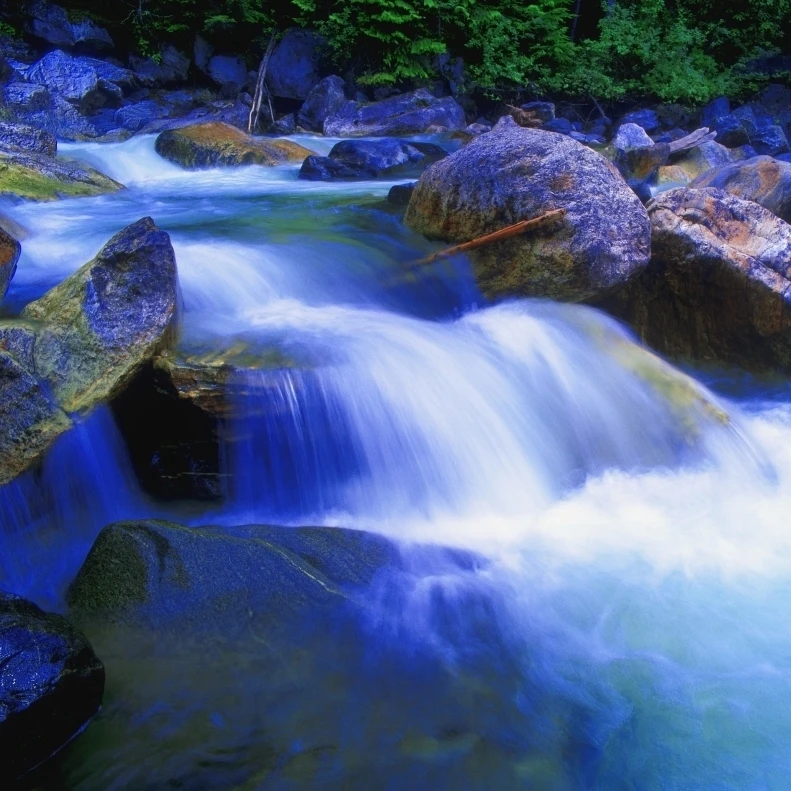 Waterfall Poster Print (15 x 12)