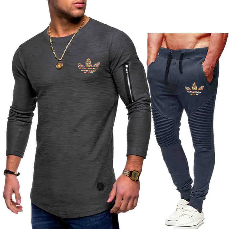 

New summer hot men's suit T-shirt + pants two-piece suit 2019 casual T-shirt pleated trousers men's casual sportswear men