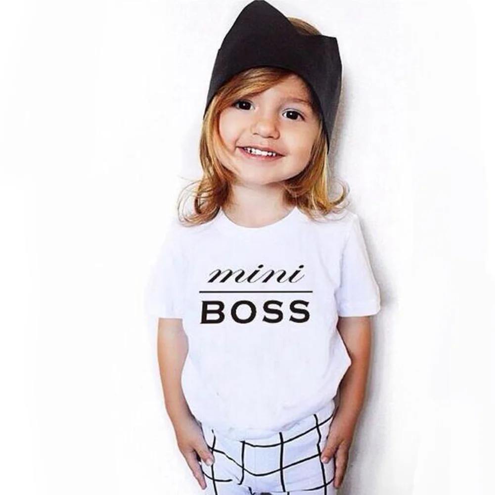 

Summer Family Matching Clothes Short BOSS Letter Printed T shirt For Mother Kids Father Son Family Look Clothes Outfits
