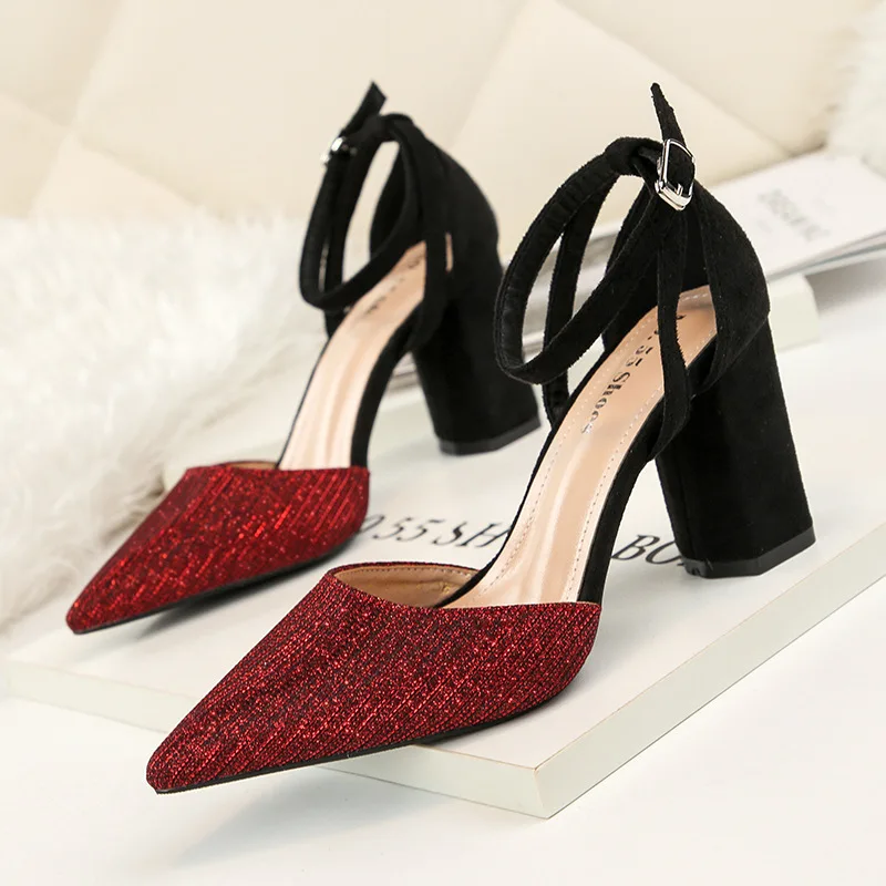 gris Club Un Mujeres rojo Corea Tacones Profesionales Negro Cinturón Del 8 Señaló Grueso Con Altos plata Atractivas Moda De Zapatos Las 1038 6qwHAx7zn