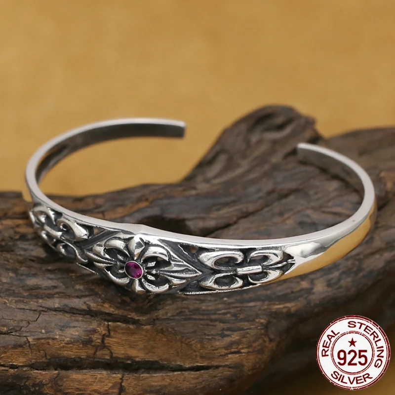 

100% S925 sterling silver bracelet personality fashion retro punk style domineering skull styling to send a gift of love hot