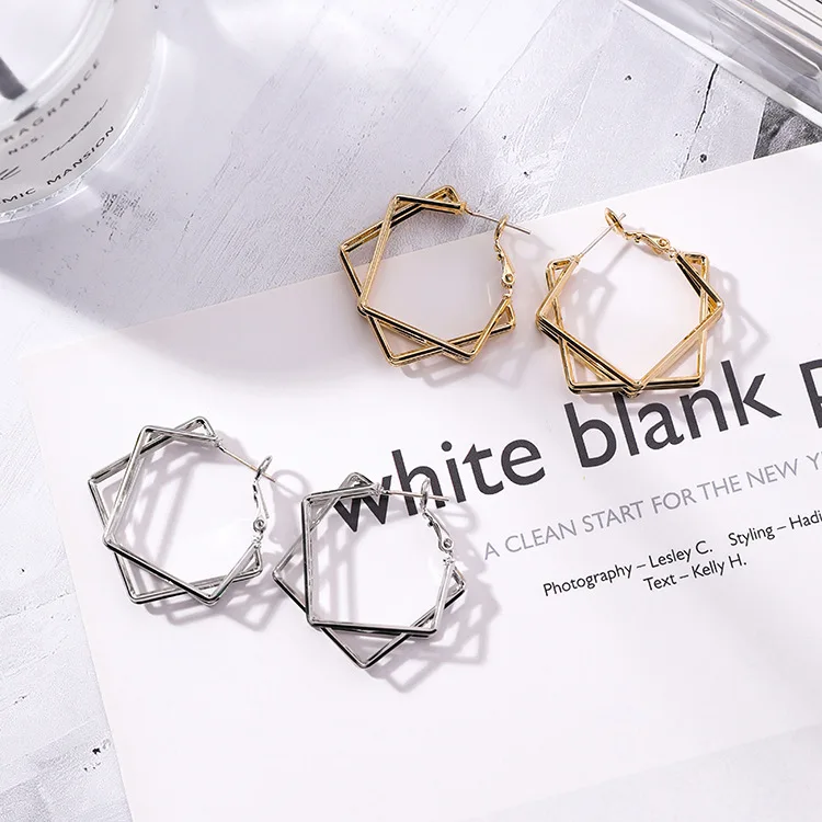 

Needle Irregular Individual Metal Curve Ear Nail Temperament Simple Geometry Earrings Female for the women earrings