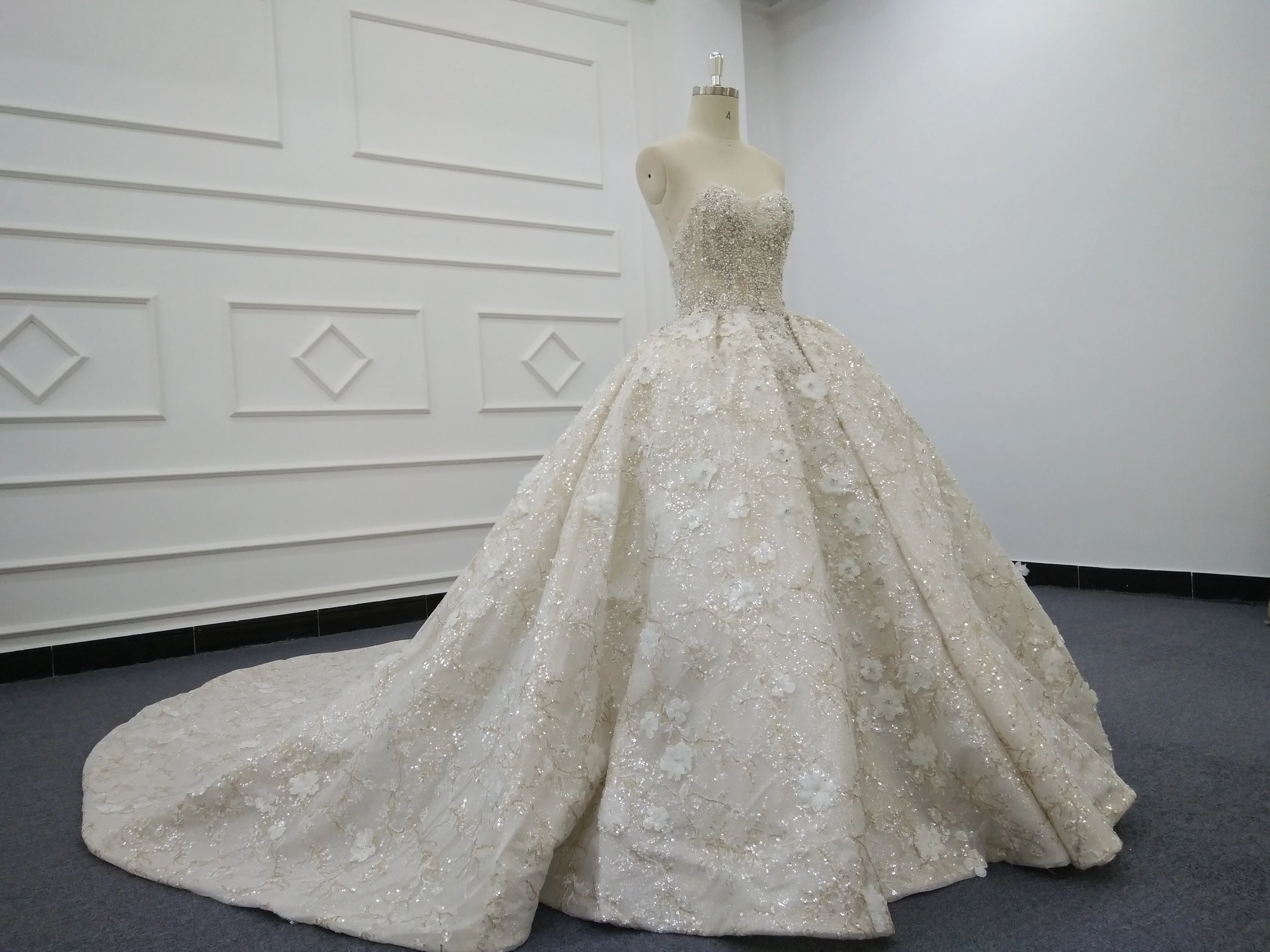 

Eslieb High quality Ball Gown Lace Wedding dresses 2019