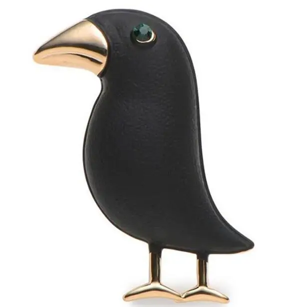 

New Fashion Black Crow Brooch Creative Personality Raven Brooch with Green Crystal Eyes High-quality Jewelry for Men and Women
