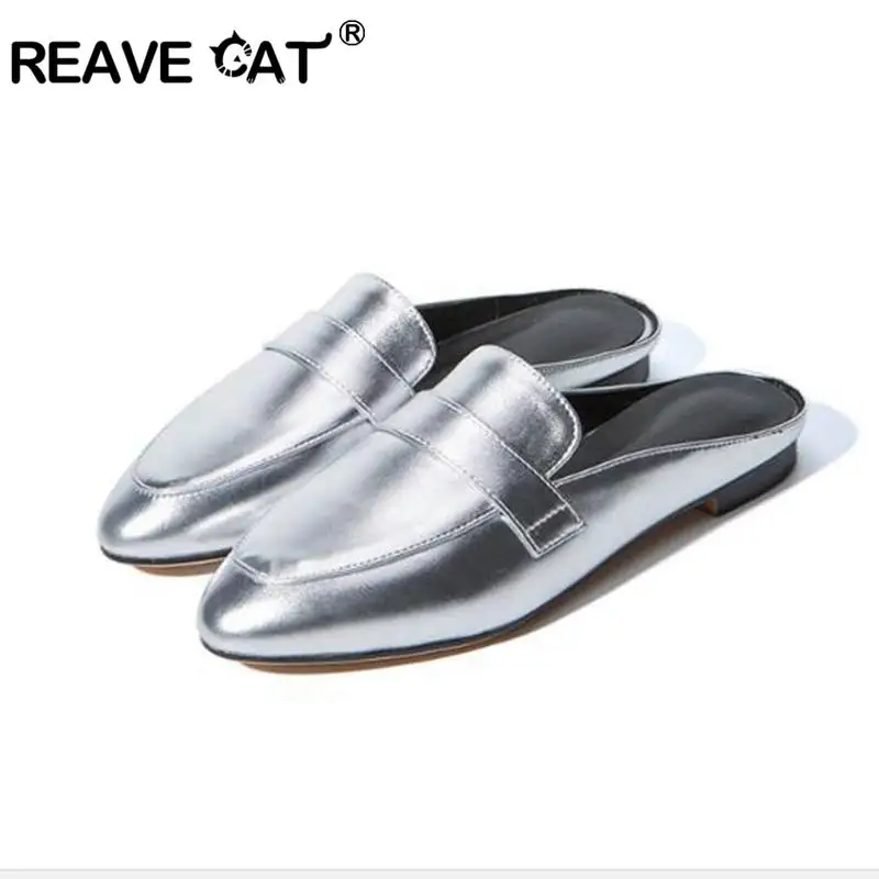 REAVE CAT/большие размеры 32-43; летние женские сандалии без задника с круглым носком; блестящие повседневные женские туфли на низком каблуке; ; US12