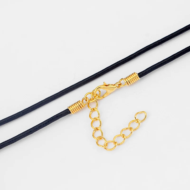 Moda de 50 Piezas de Cuero del zurriago negro Cable Langosta Broche Collares 52 cm de largo 