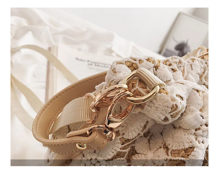 image025