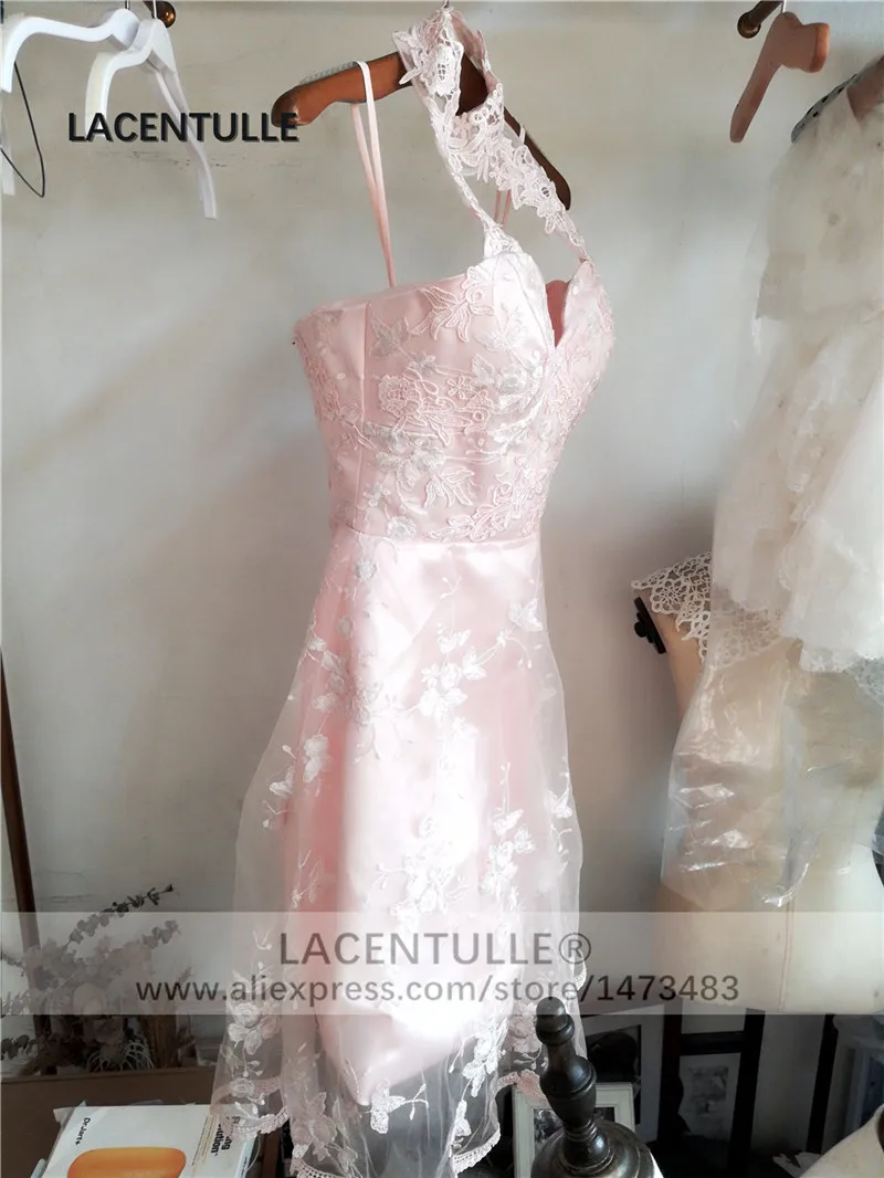 Halter Blush, fard Corto In Pizzo Vestito Da Ritorno A Casa di Lunghezza Del Ginocchio Breve Vestito Da Partito con Buco Della Serratura Petto